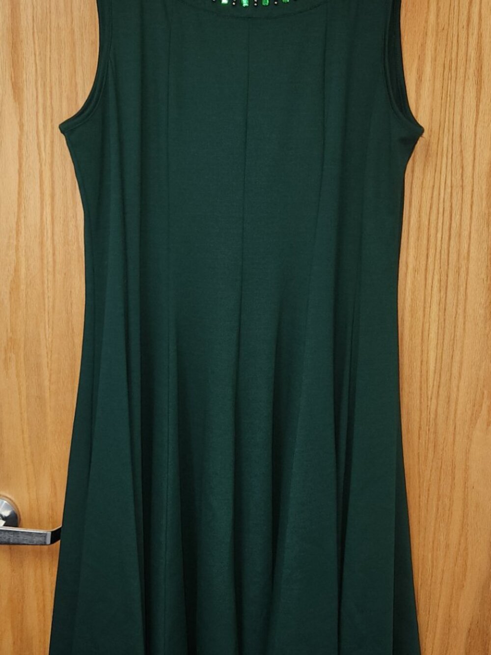 Haani Embellished Neckline Emerald Fit and Flare Dress. Size XXL Rhinestone
